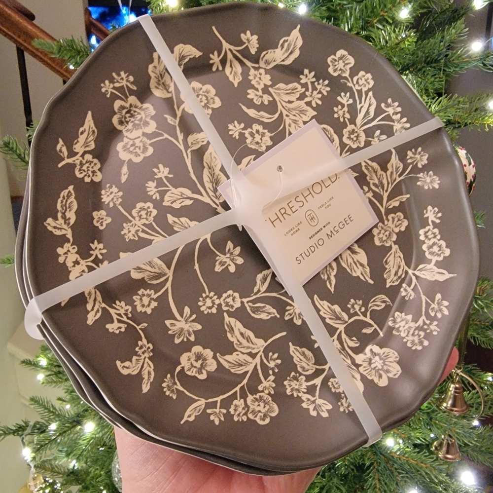 Last DAY! tudio Mcgee Melamine Floral Salad Plates Set Green 4pk Threshold - Picture 2 of 9